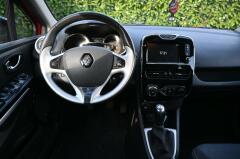 Renault-Clio-8